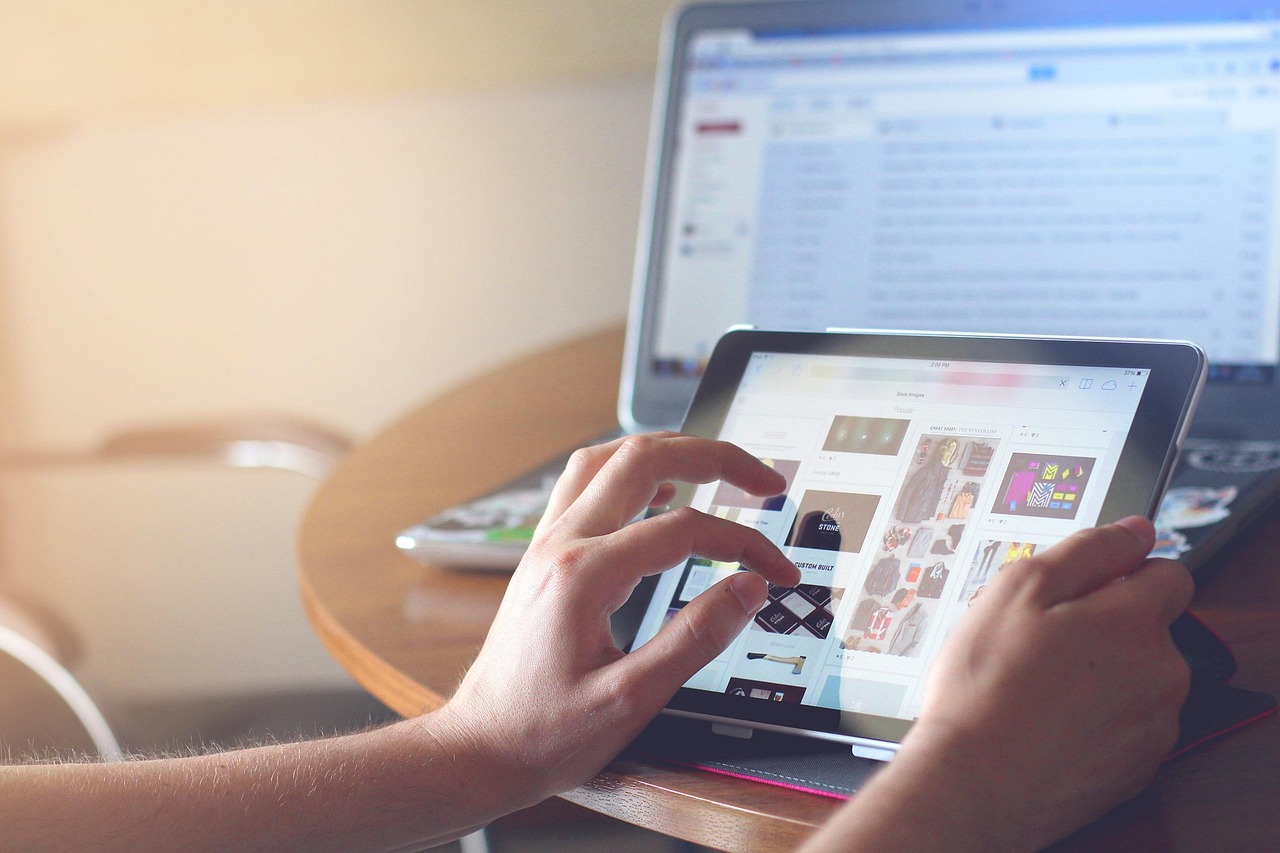 Managing Compliance in the Era of Digital Transformation
