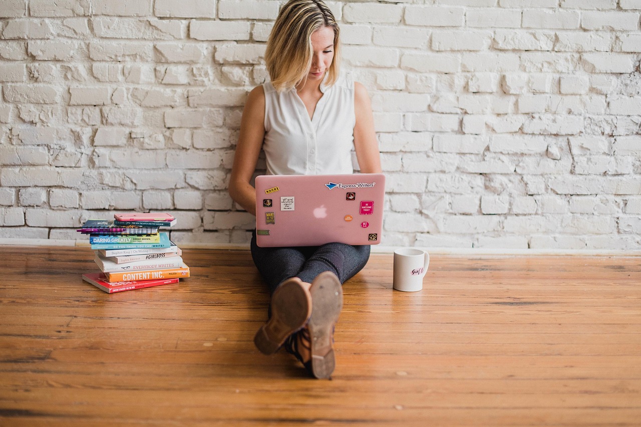 To what extent is online teaching training course beneficial