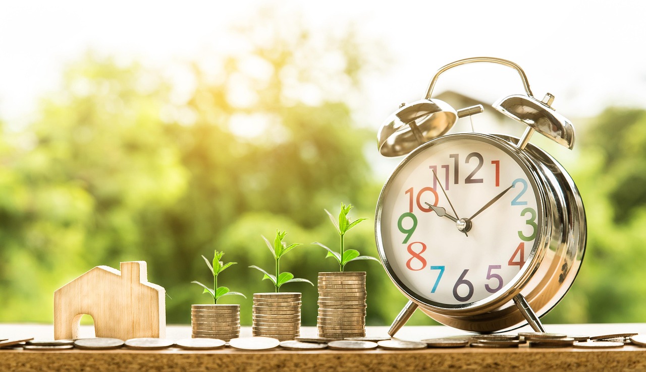 What is alpha and beta in mutual funds?